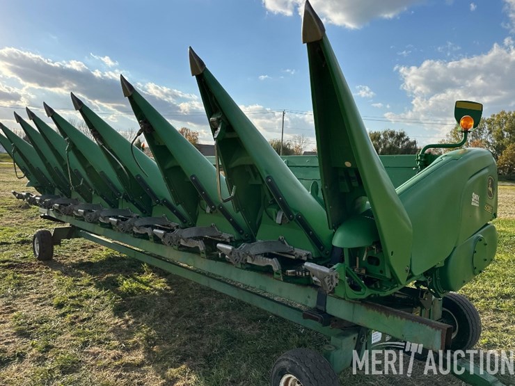 john-deere-608c-image-2