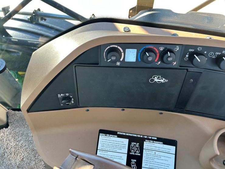 2013-john-deere-4940-image-51