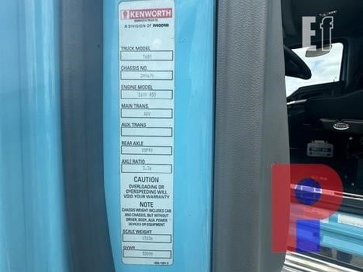 2019-kenworth-t680-image-12