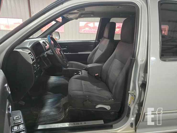 2012-chevrolet-colorado-image-9