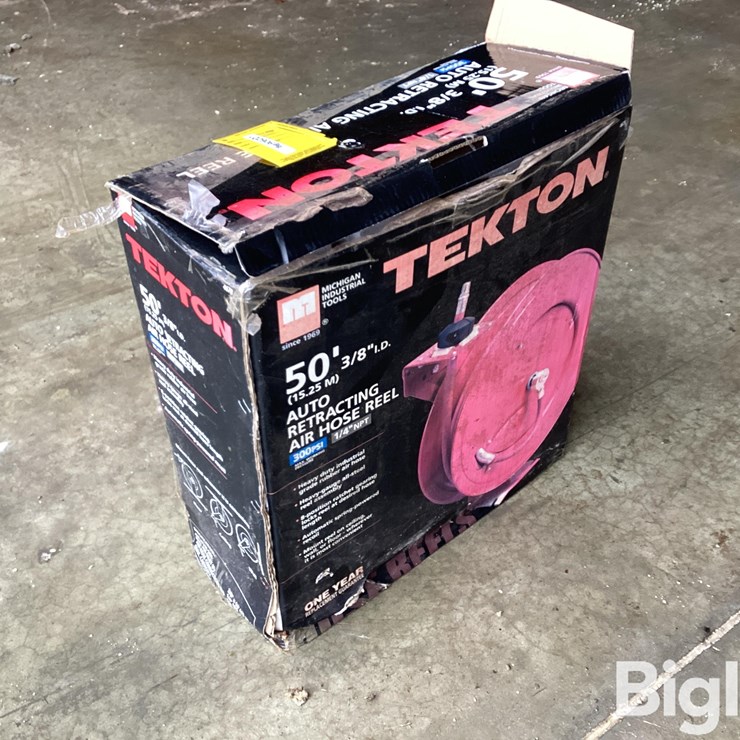 Tekton 50’ 3/8" Auto Retracting Air Hose Reel