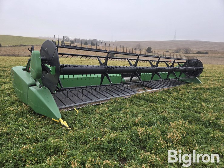 2015-john-deere-630fd-image-3