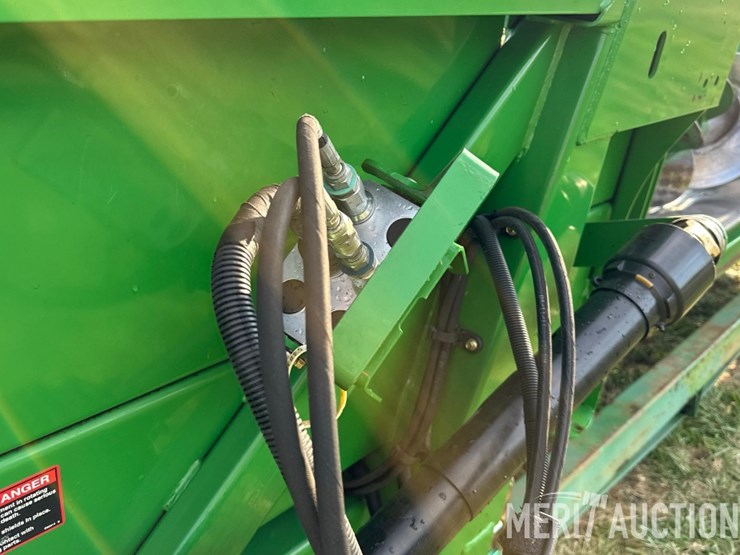 john-deere-608c-image-27