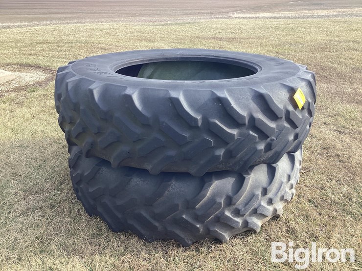 goodyear-20.8r42-tractor-tires-image-2