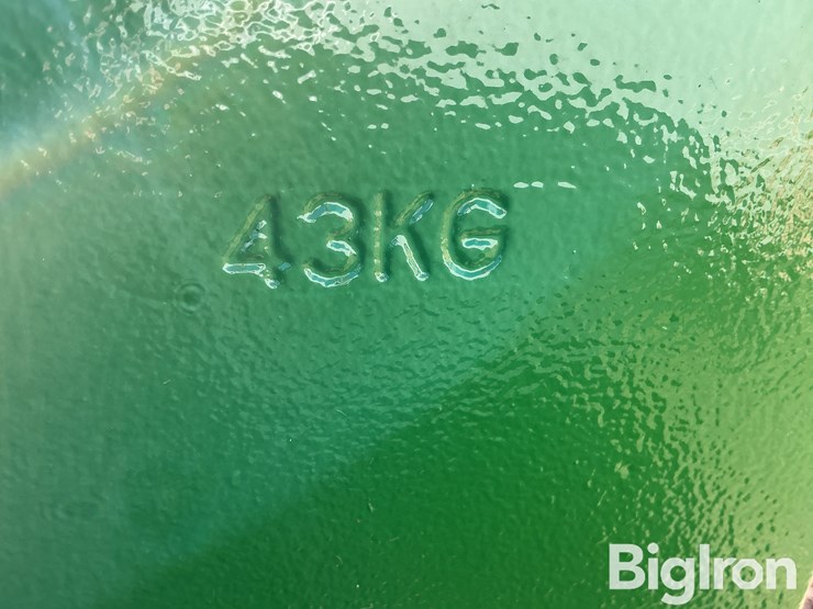 2024-john-deere-8r-370-image-15