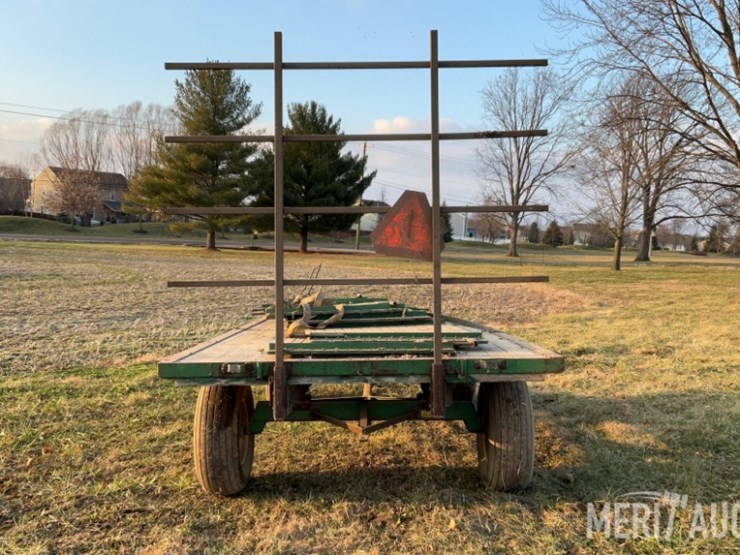 14ft.-hay-rack-on-john-deere-running-gear-image-5