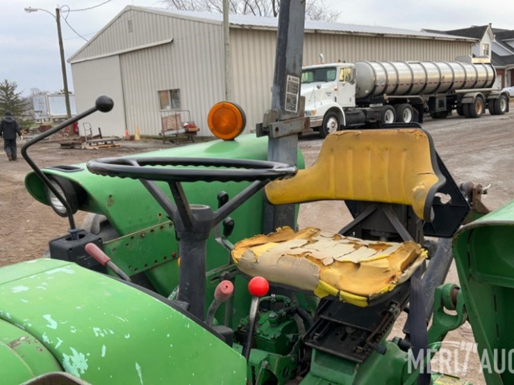 john-deere-2755-image-38