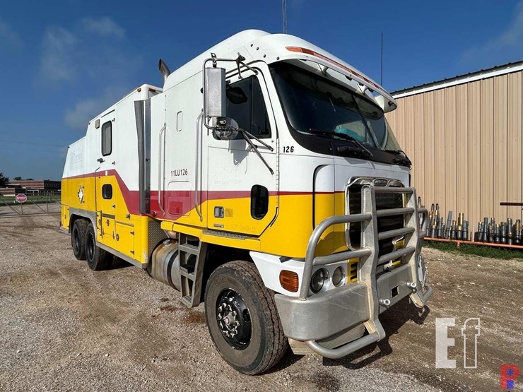 2002-freightliner-argosy-image-1