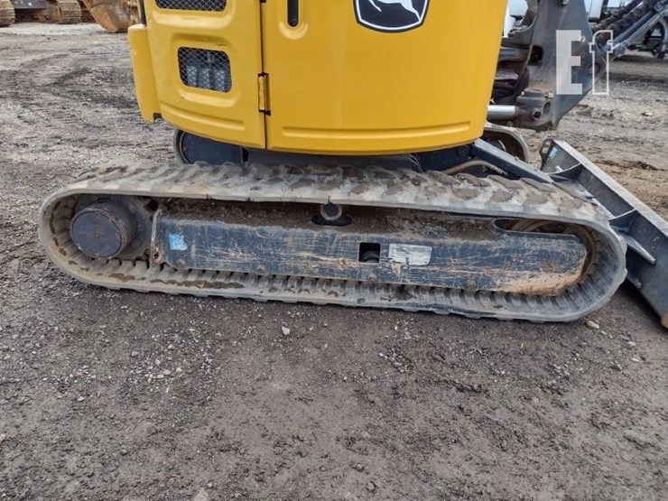 2022-deere-26g-image-26