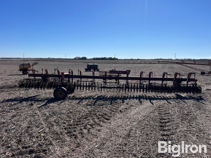 international-300-image-2