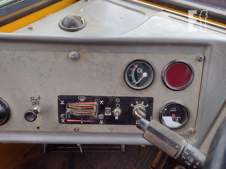 2001-volvo-a25c-image-7