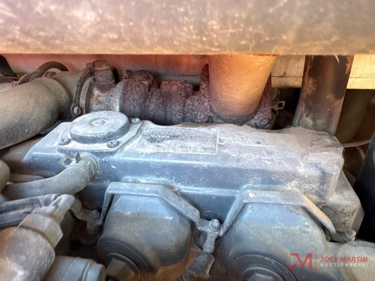 2015-bobcat-t590-image-10