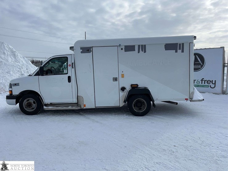 2016-chevrolet-express-g3500-image-7