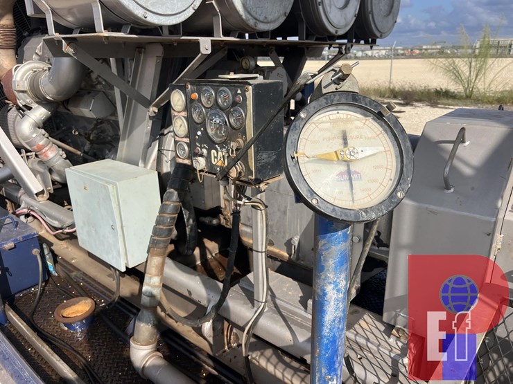 caterpillar-c32-image-12