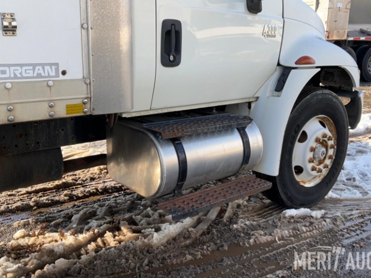 2007-international-durastar-4300-image-38