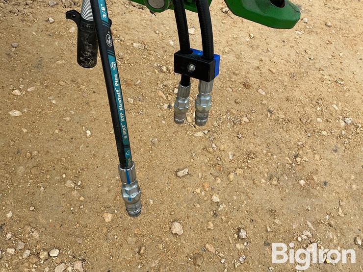 2023-john-deere-fc15m-image-10