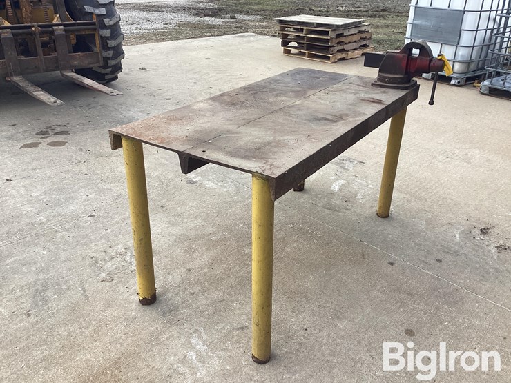 heavy-duty-metal-work-bench-image-3