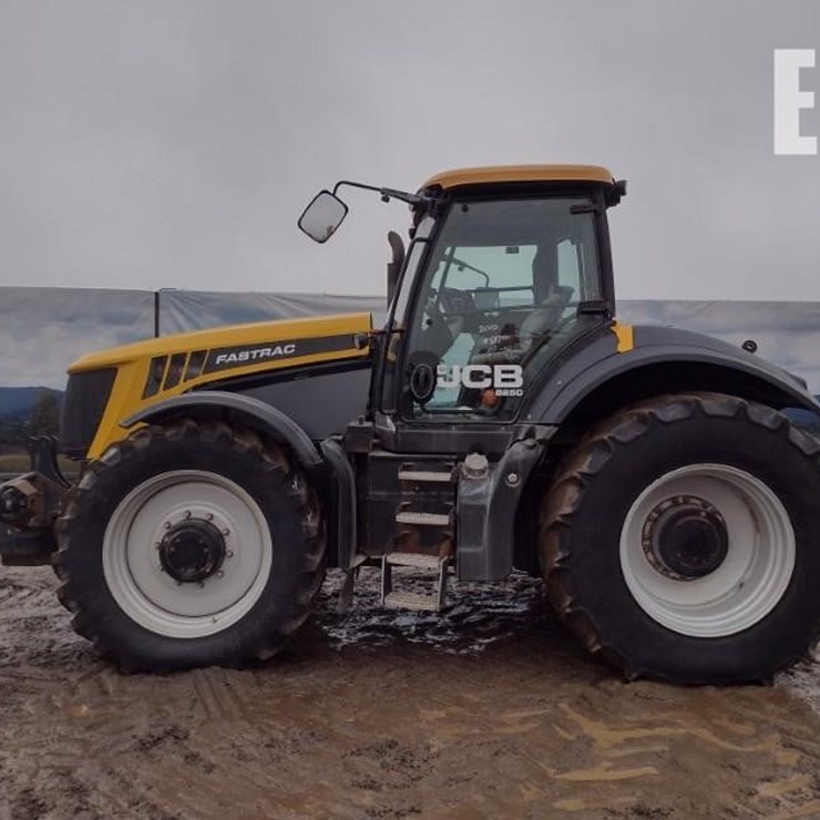 JCB FASTRAC 8250