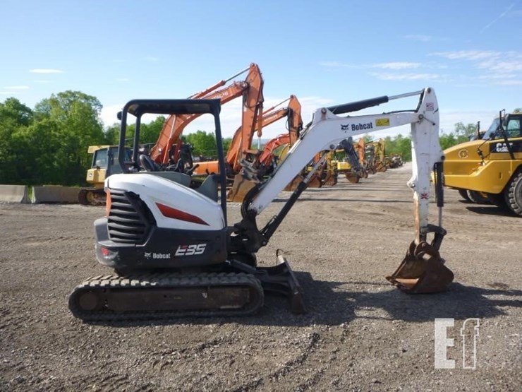 2019-bobcat-e35-image-3