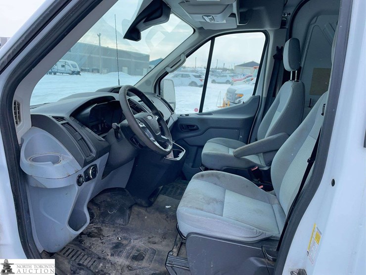 2016-ford-transit-image-53