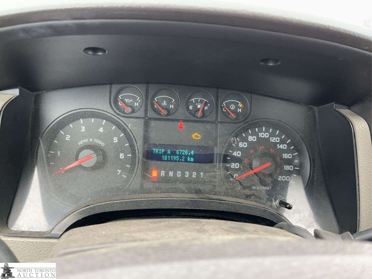 2010-ford-f150-image-16