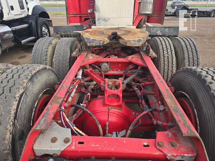 2006-kenworth-t800-image-28