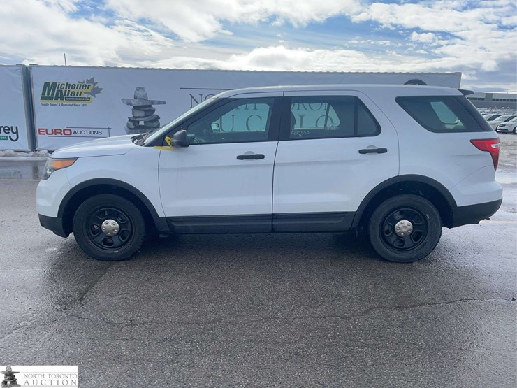 2014-ford-explorer-image-2