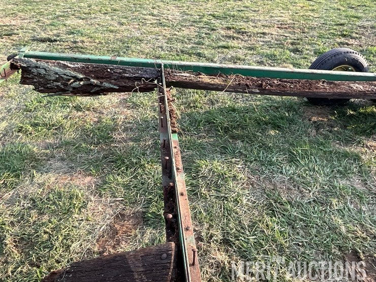 john-deere-implement-trailer-image-33