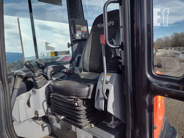 kubota-kx040-4-image-14