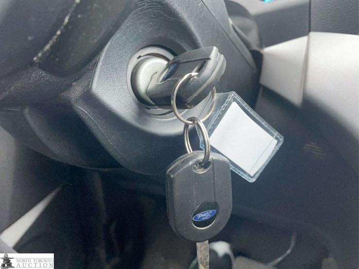 2014-ford-escape-image-17