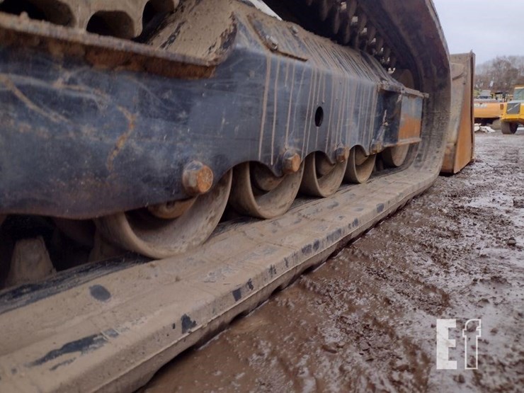 2017-bobcat-t595-image-33