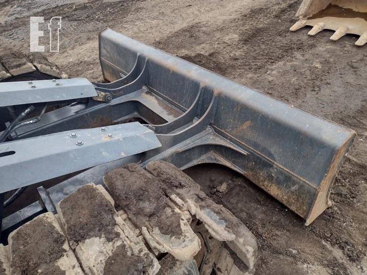 case-cx145d-msr-image-25