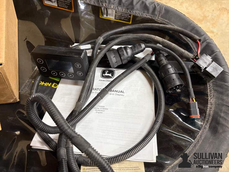 john-deere-gator-image-19