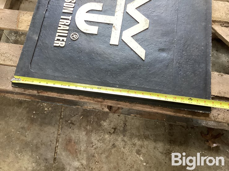 wilson-trailer-mud-flaps-image-8