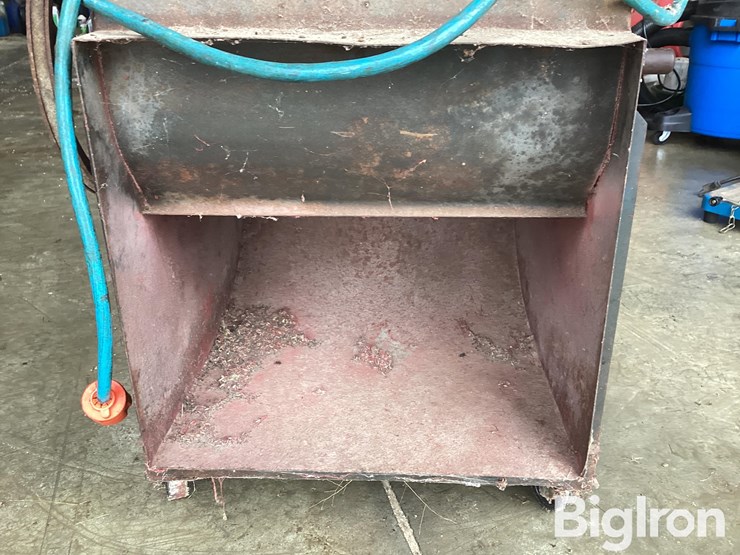 shop-fan-on-wheels-image-9