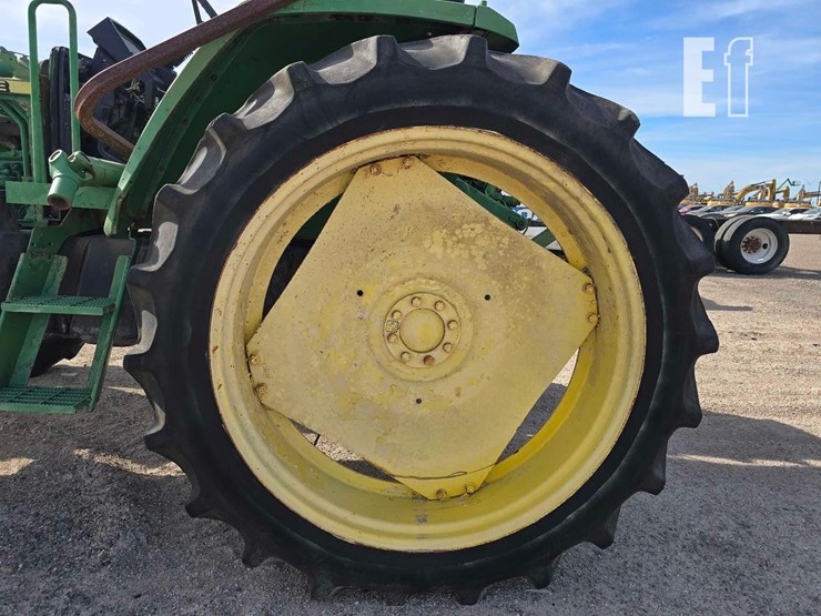 john-deere-6405-image-12