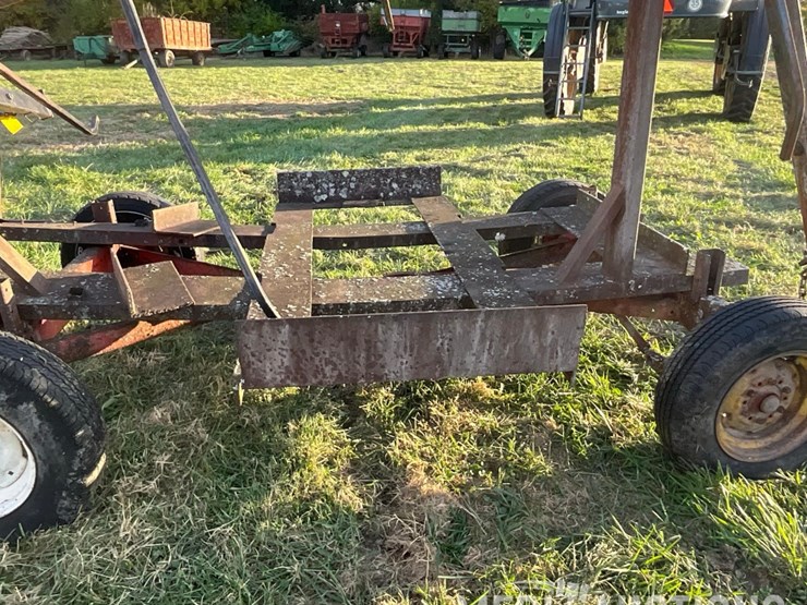 kelderman-6-row-corn-reel-on-cart-image-27