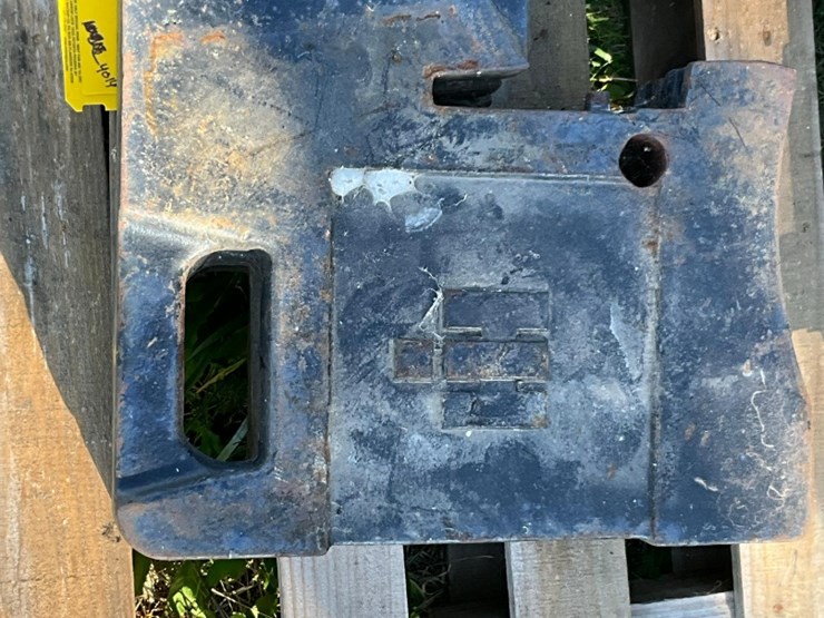 (3)-ih-suitcase-weights-image-1