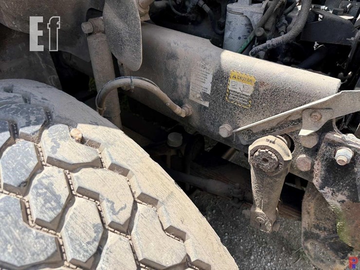 2007-mack-granite-cv713-image-24