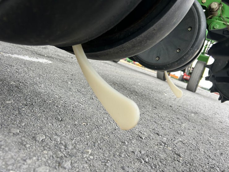 john-deere-1770-image-40