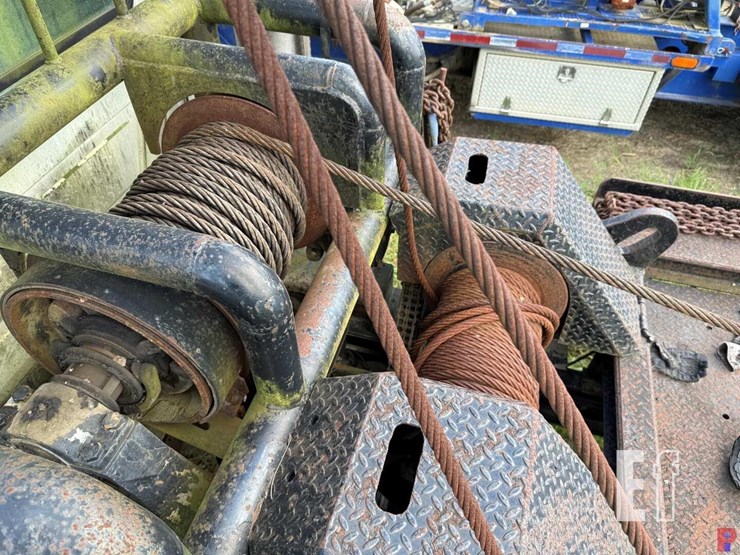 2007-mack-granite-cv713-image-9