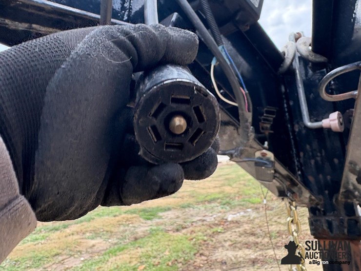 2018-lamar-fg02322c-32'-t/a-gooseneck-flatbed-trailer-image-10