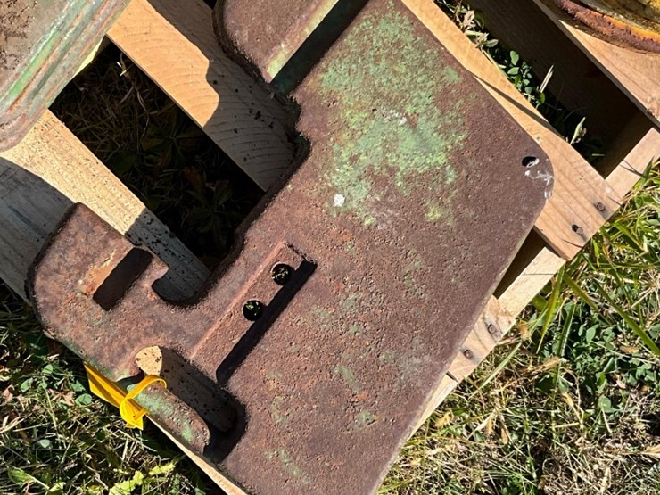 (1)-john-deere-front-weight-image-10