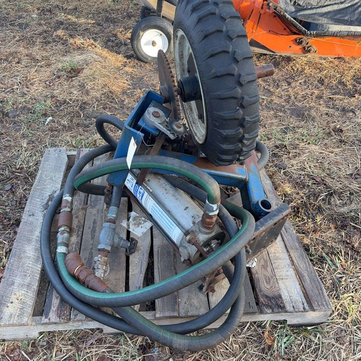 NH3 ground driven pump with hoses, blue jet injection pump