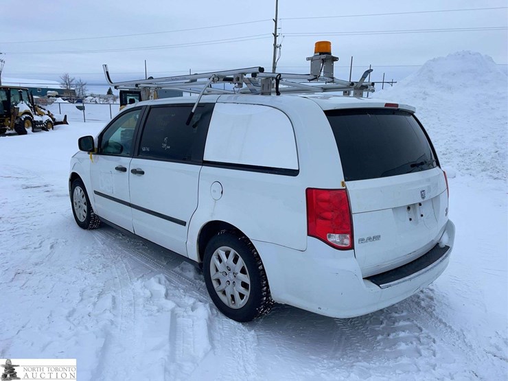 2015-ram-c/v-image-3