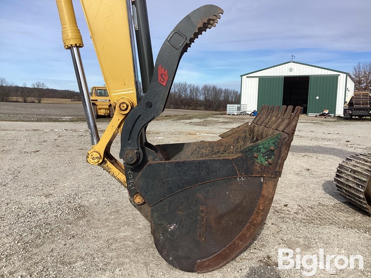 2019-komatsu-pc240-lc-11-image-16