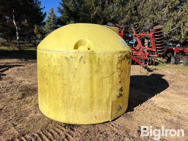 snyder-industries-1600-gal-poly-tank-image-5