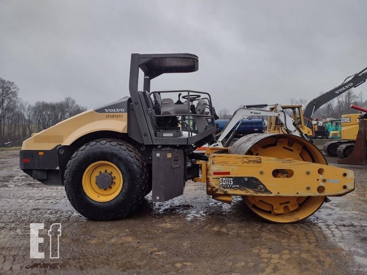 2014-volvo-sd115-image-3