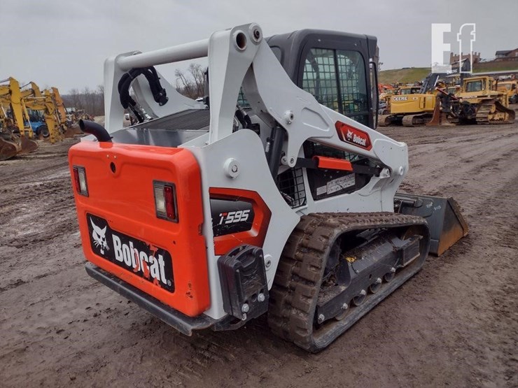 2022-bobcat-t595-image-41