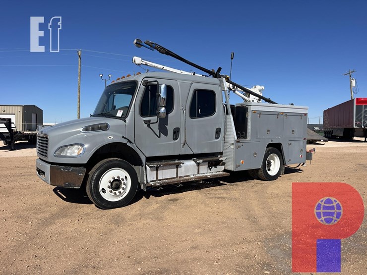 2015-freightliner-business-class-m2-106-image-1